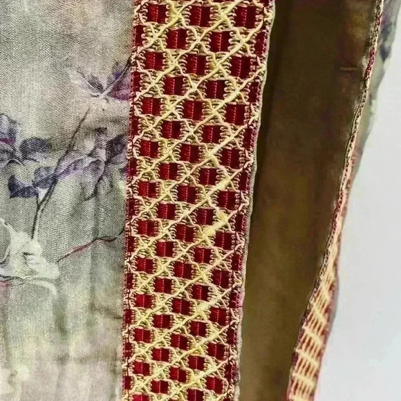 Ravina Pakistani kameez/ tunic dress size small with flower pattern. - Picture 9 of 9